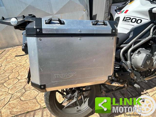 TRIUMPH Tiger 1200 XRt .