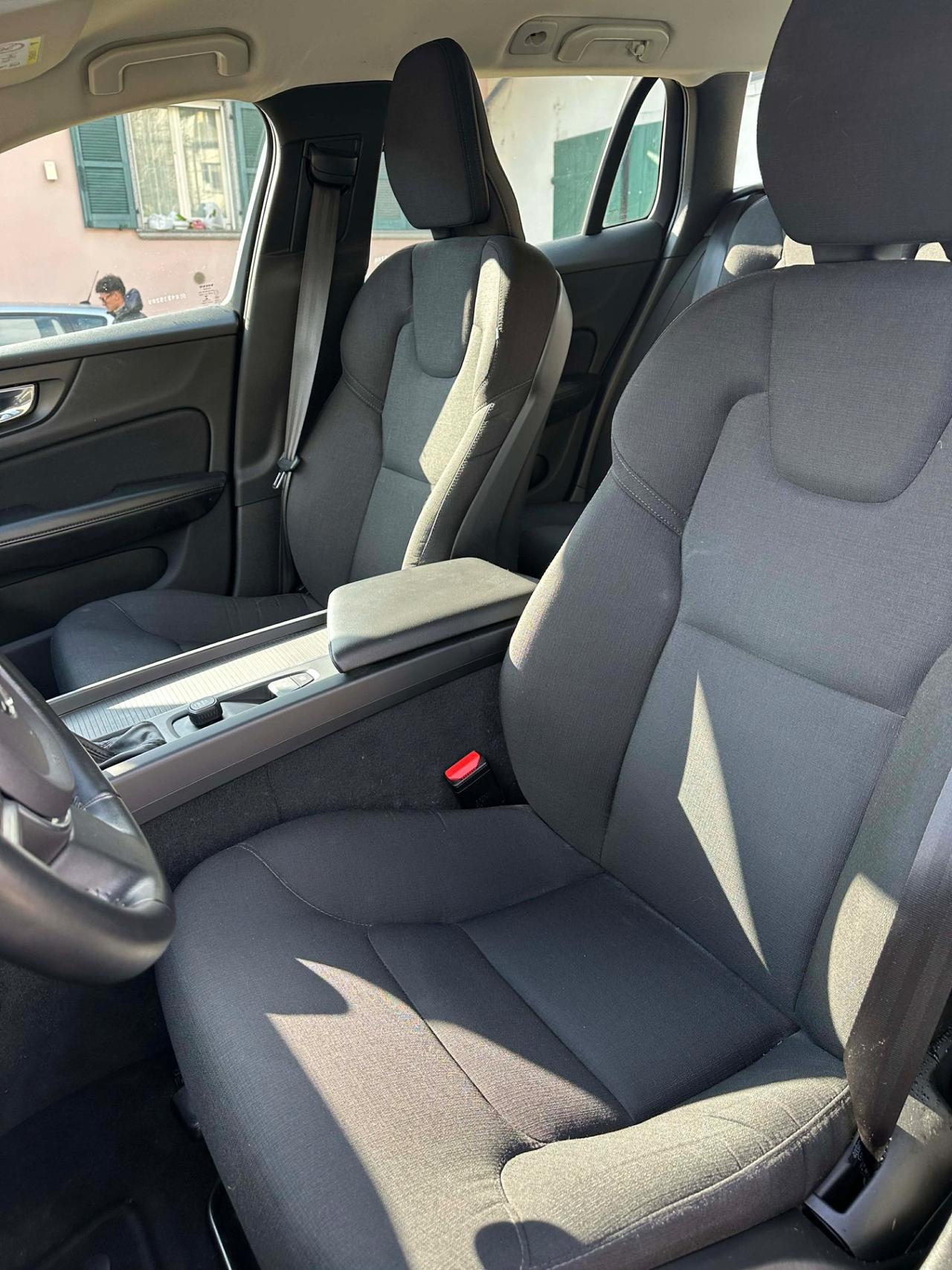 Volvo V60 D3 KMCERT GARANZ UNICOPR FULLLED