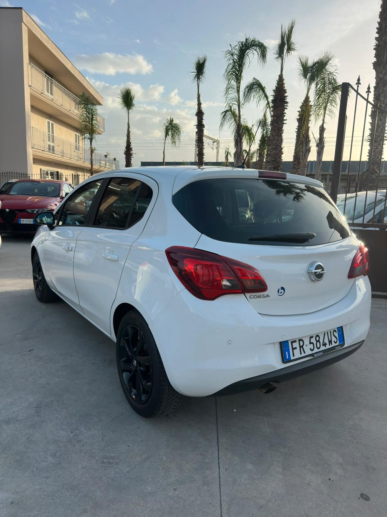 Opel Corsa 1.4 90CV 5 porte Innovation