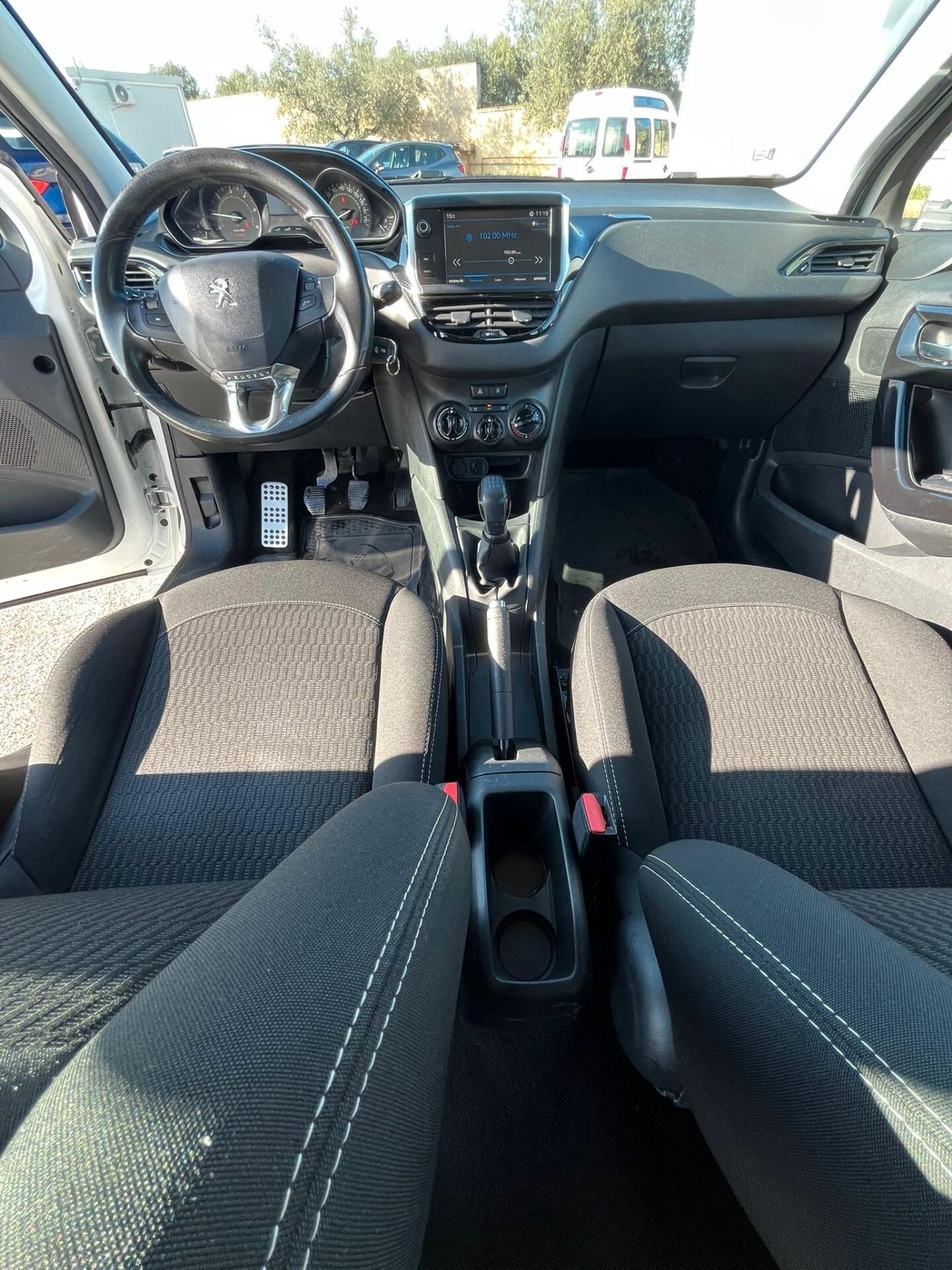 Peugeot 208 BlueHDi 75 5 porte Allure