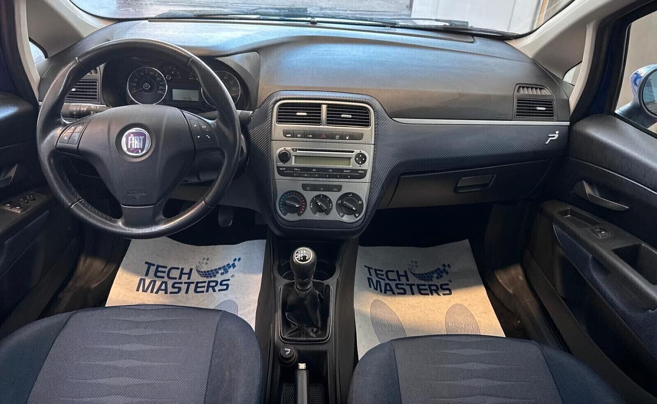 Fiat Grande Punto 1.4 5 porte Dynamic Natural Power METANO APPENA REVISIONATO NEOPATENTATI