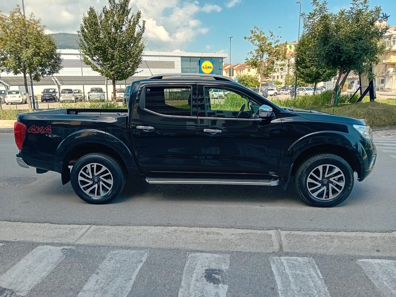 Nissan Navara 2.3 dCi 190 CV 4WD Double Cab N-Connecta