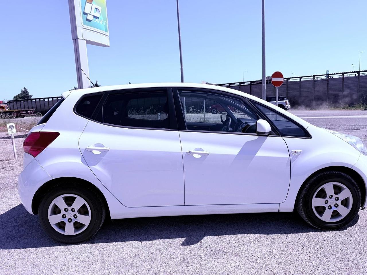Kia Venga 1.4 CRDi 90CV Ok neopatentati