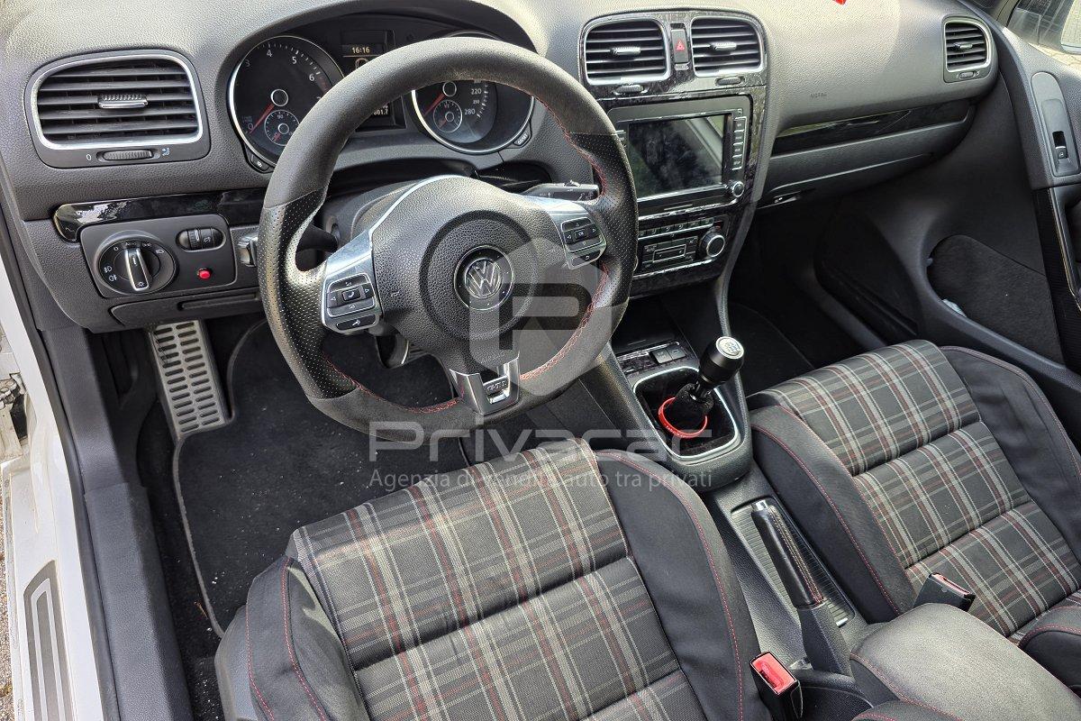 VOLKSWAGEN Golf 2.0 TSI 5p. GTI