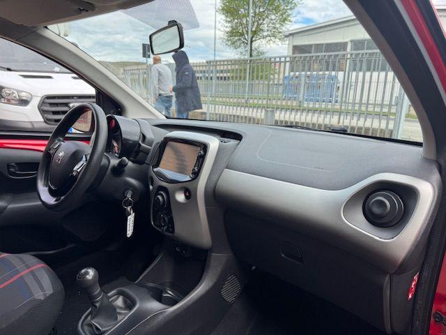 PEUGEOT 108 VTi 68 5 porte Allure TOP!