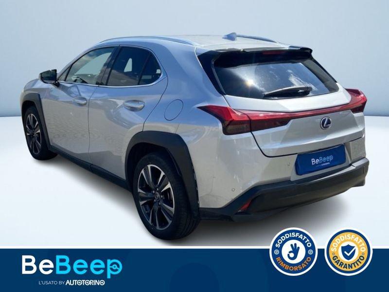 Lexus UX 2.0 PREMIUM 4WD CVT
