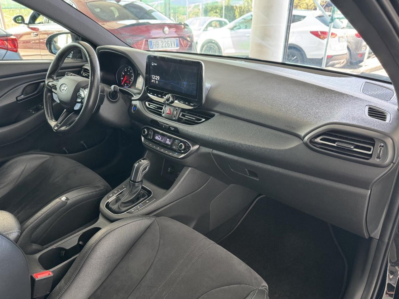 Hyundai i30 N 2.0 T-gdi 275cv N Performance dct SEDILI GUSCIO