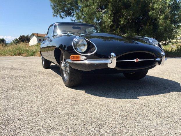 Jaguar E-Type 4.2 Coupè 1967 targa Italiana