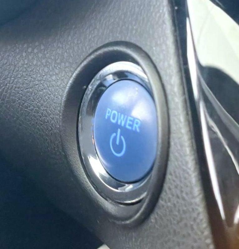 Toyota C-HR Hybrid 1.8H E-CVT Business