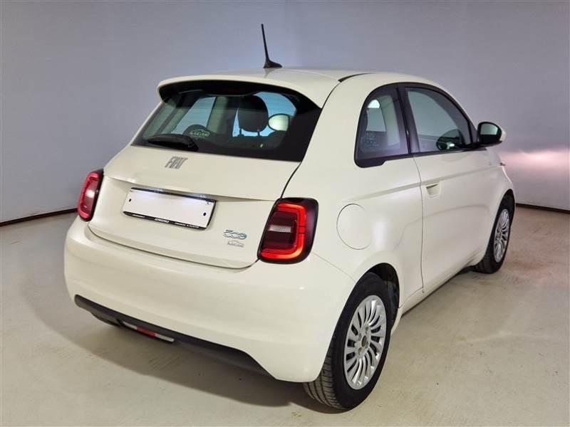 Fiat 500 500e Berlina 42 kWh La Prima