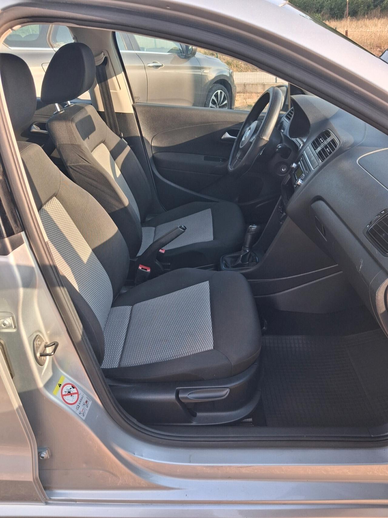 Volkswagen Polo 1.2/60CV 5p. (GPL)