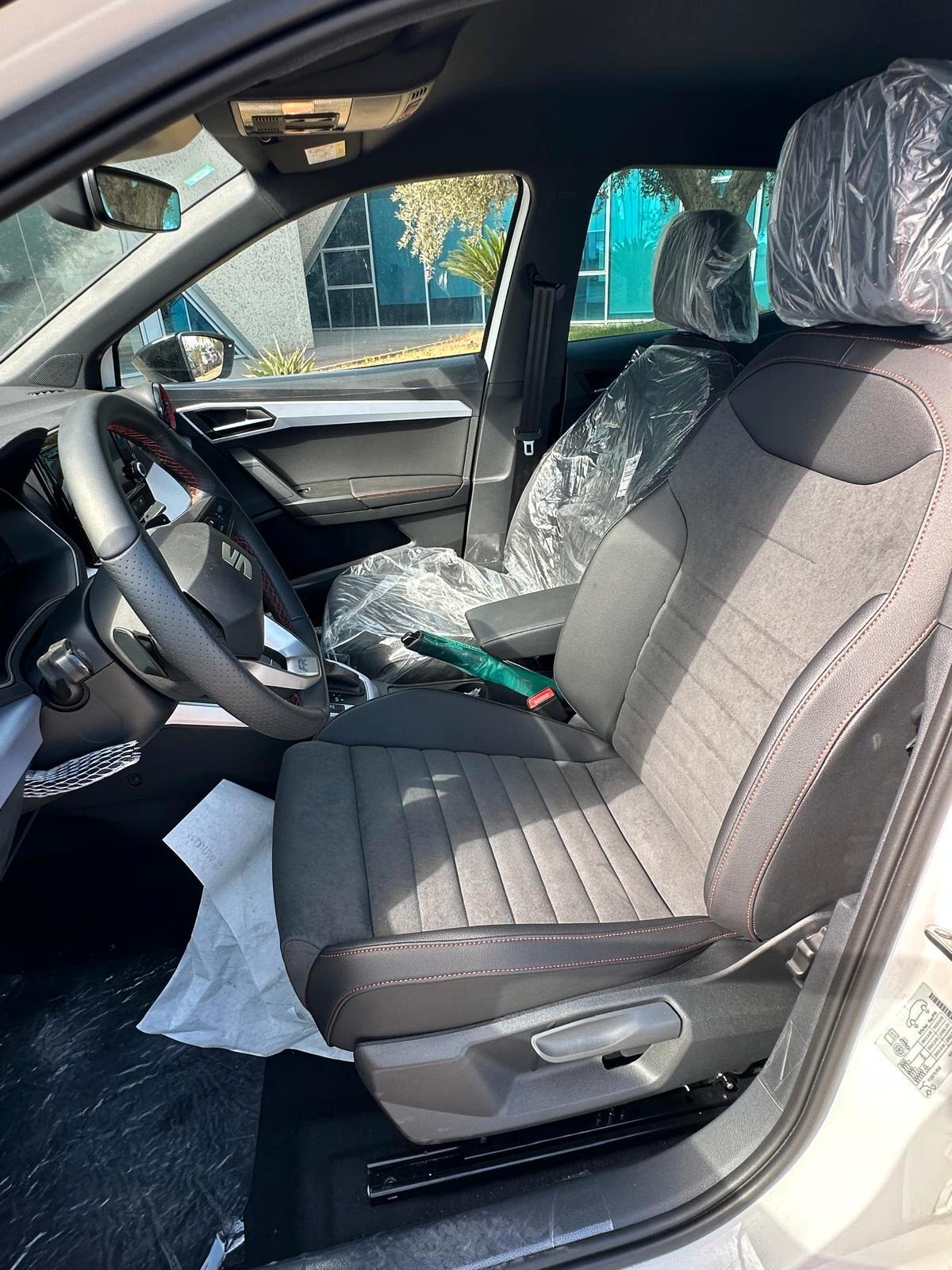 Seat Arona 1.0 TGI FR 110CV possibilità noleggio no scoring