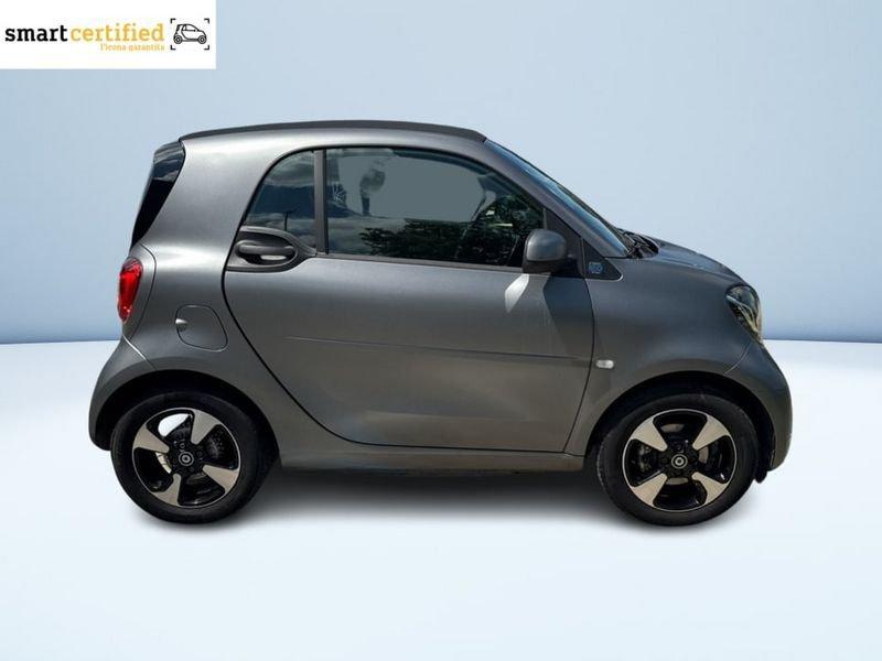 smart fortwo EQ PASSION 4,6KW