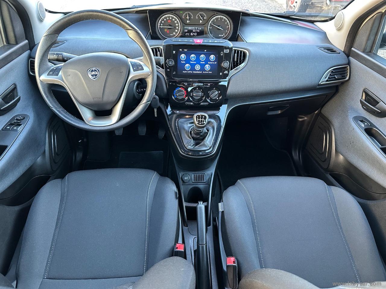 LANCIA Ypsilon 1.0 HYBRID Gold 70CV