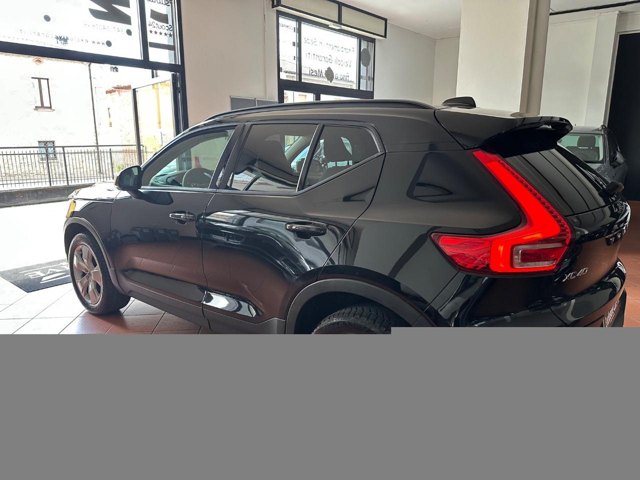 VOLVO XC40 D3 Business GANCIO TRAINO