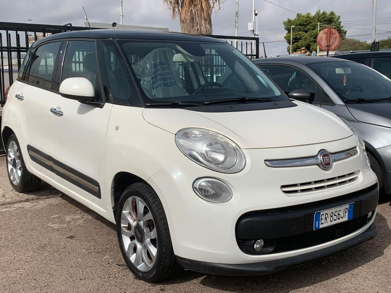 Fiat 500L 1.3 Multijet automatica con doppi tetti apribili