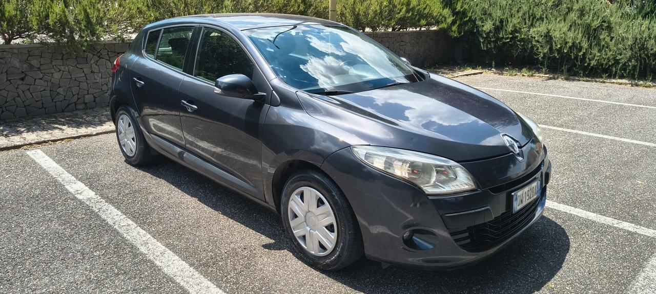Renault Megane Mégane 1.5 dCi 110CV Dynamique