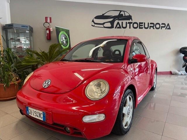 VOLKSWAGEN New Beetle 1.6