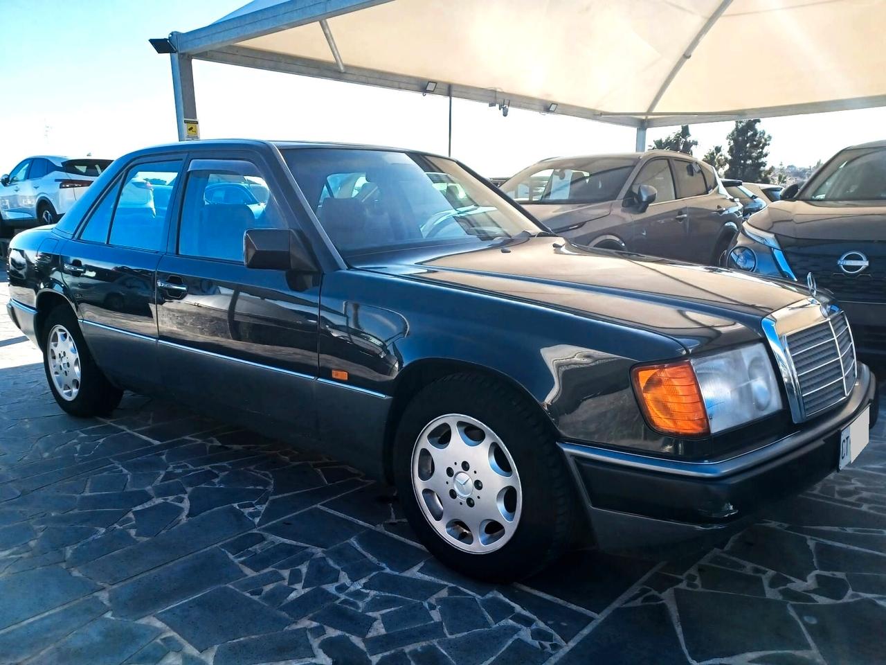 Mercedes-benz 200 E