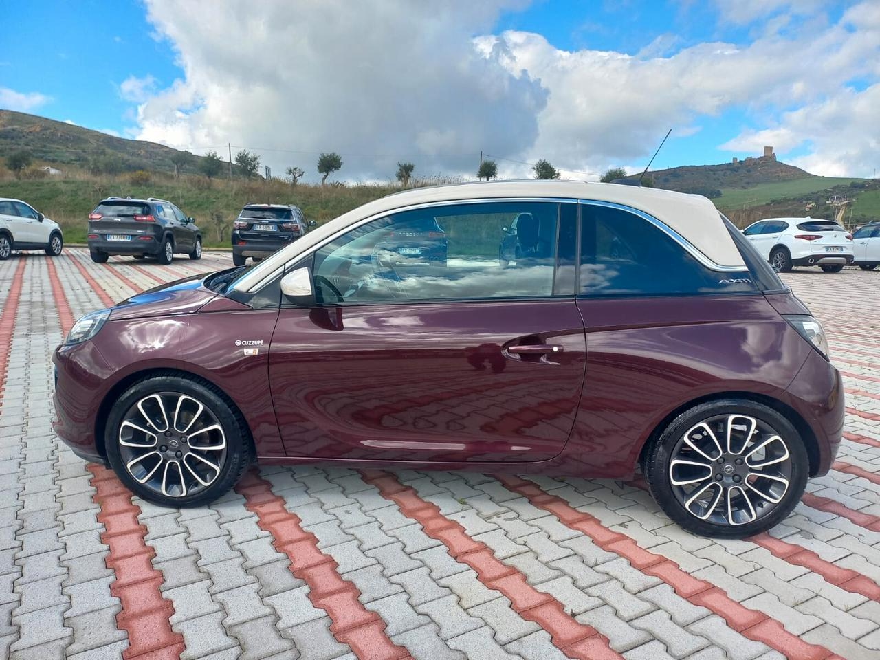 Opel Adam 1.2 70 CV Slam