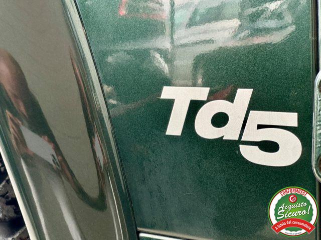 LAND ROVER Defender 90 2.5 Td5 Station Wagon *7 POSTI*NEOPATENTATI*