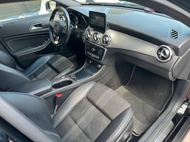 Mercedes-benz GLA 200 d Automatic Premium
