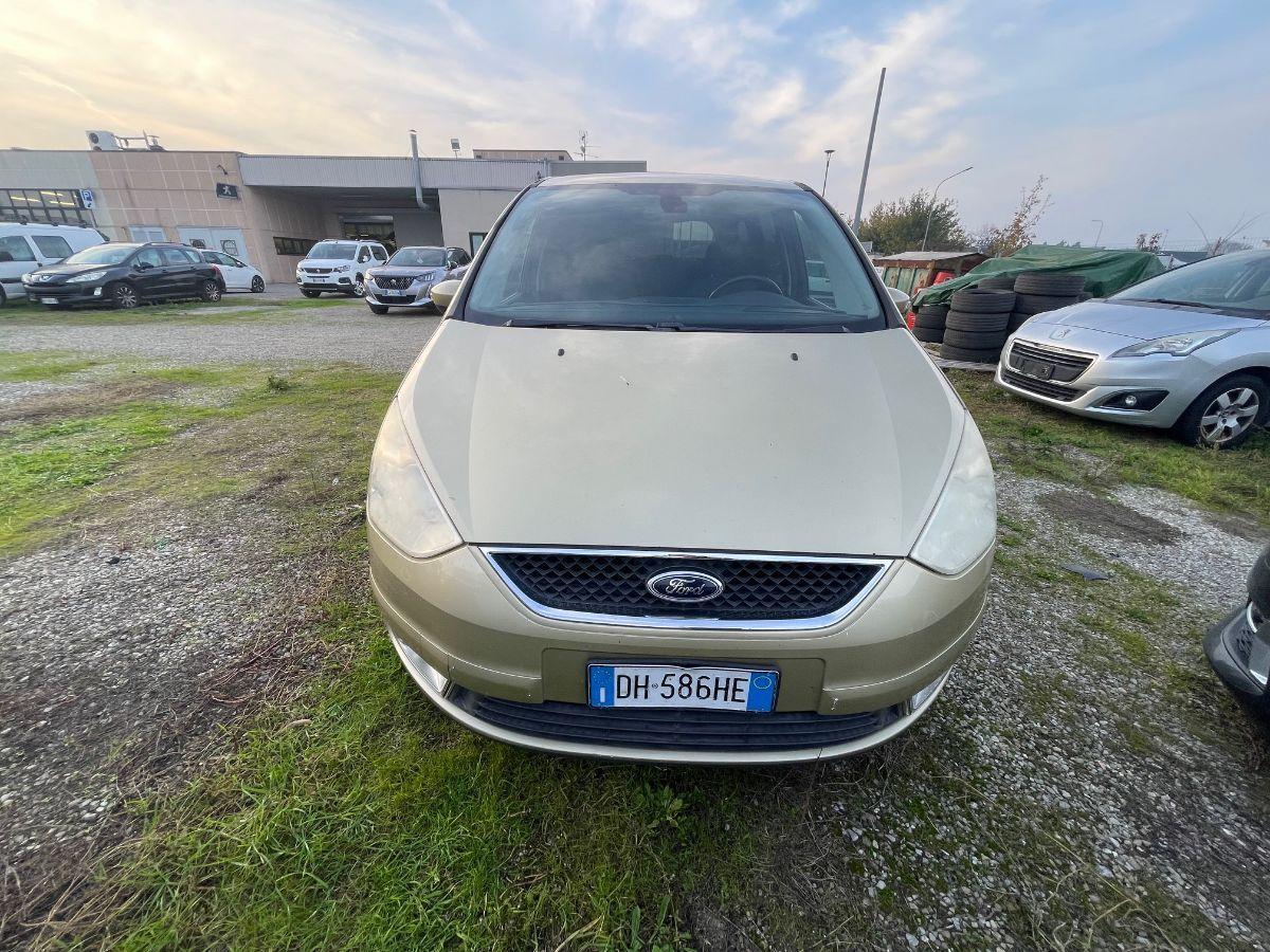 FORD - Galaxy - 2.0 TDCi 140CV Ghia DPF