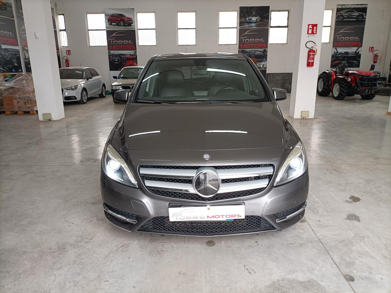 Mercedes-benz B 180 CDI BlueEFFICIENCY Premium 01/2012