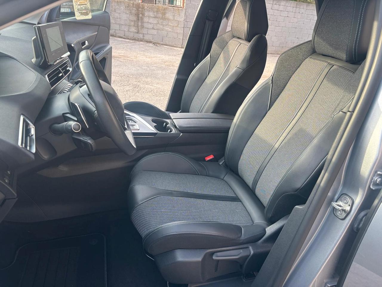 Peugeot 3008 BlueHDi 130 S&S EAT8 Allure Pack 10/2022