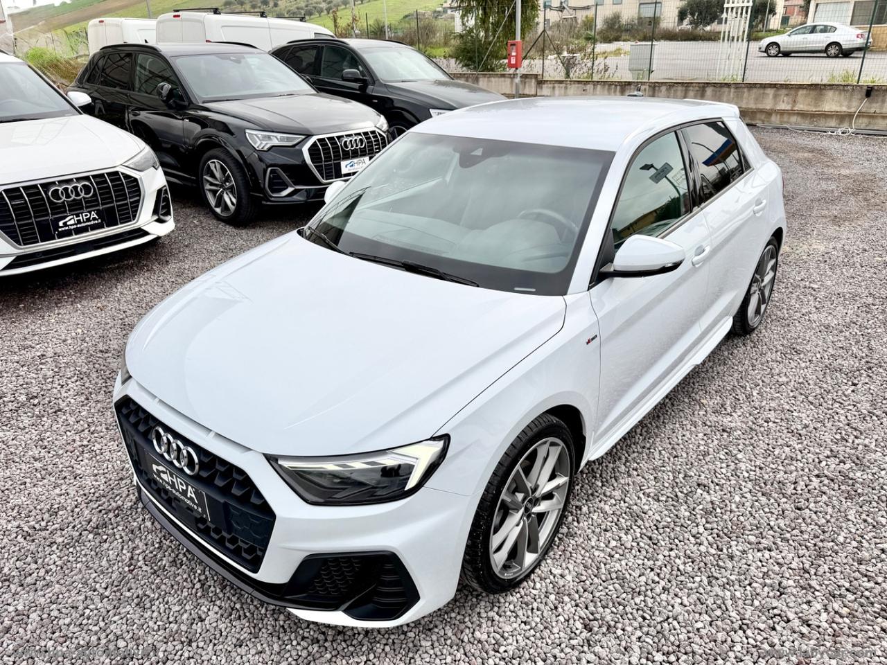 AUDI A1 SPORTBACK 30 TFSI S-line LED NAVI PELLE RETROCAMERA