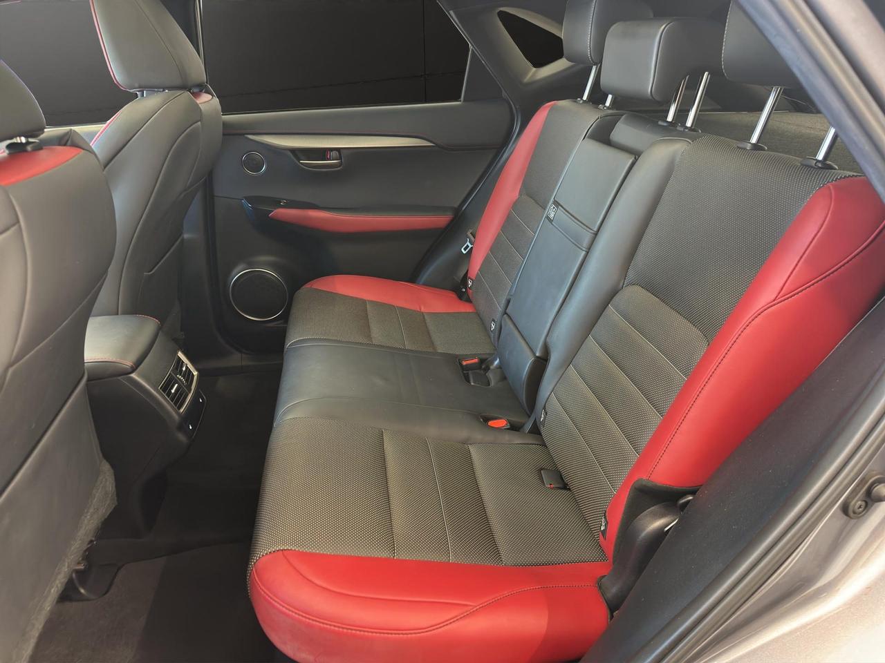 Lexus NX 300h 2.5 F Sport 4wd cvt