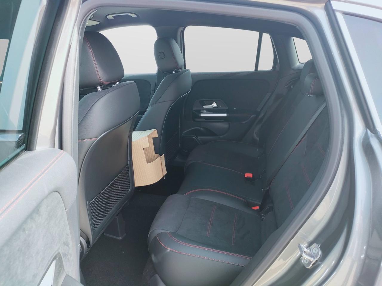 Mercedes-Benz GLA 200 d