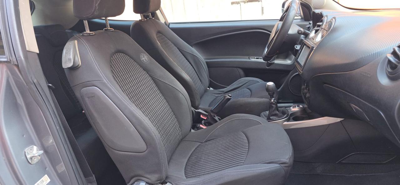 Alfa Romeo MiTo 1.4 78 CV Distinctive Sport Pack neop gpl