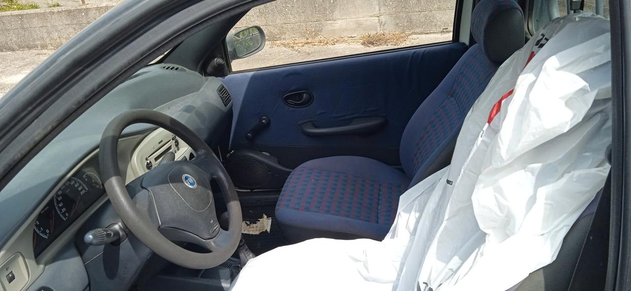 Fiat Strada 1.9 JTD Pick-up