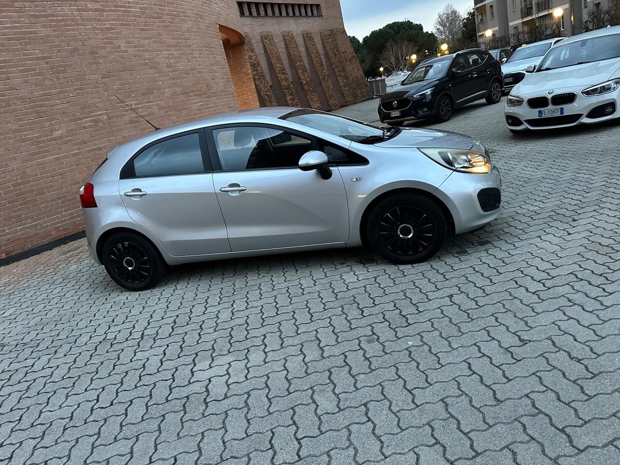 Kia Rio 1.2 CVVT 5p. GPL EX PLUS