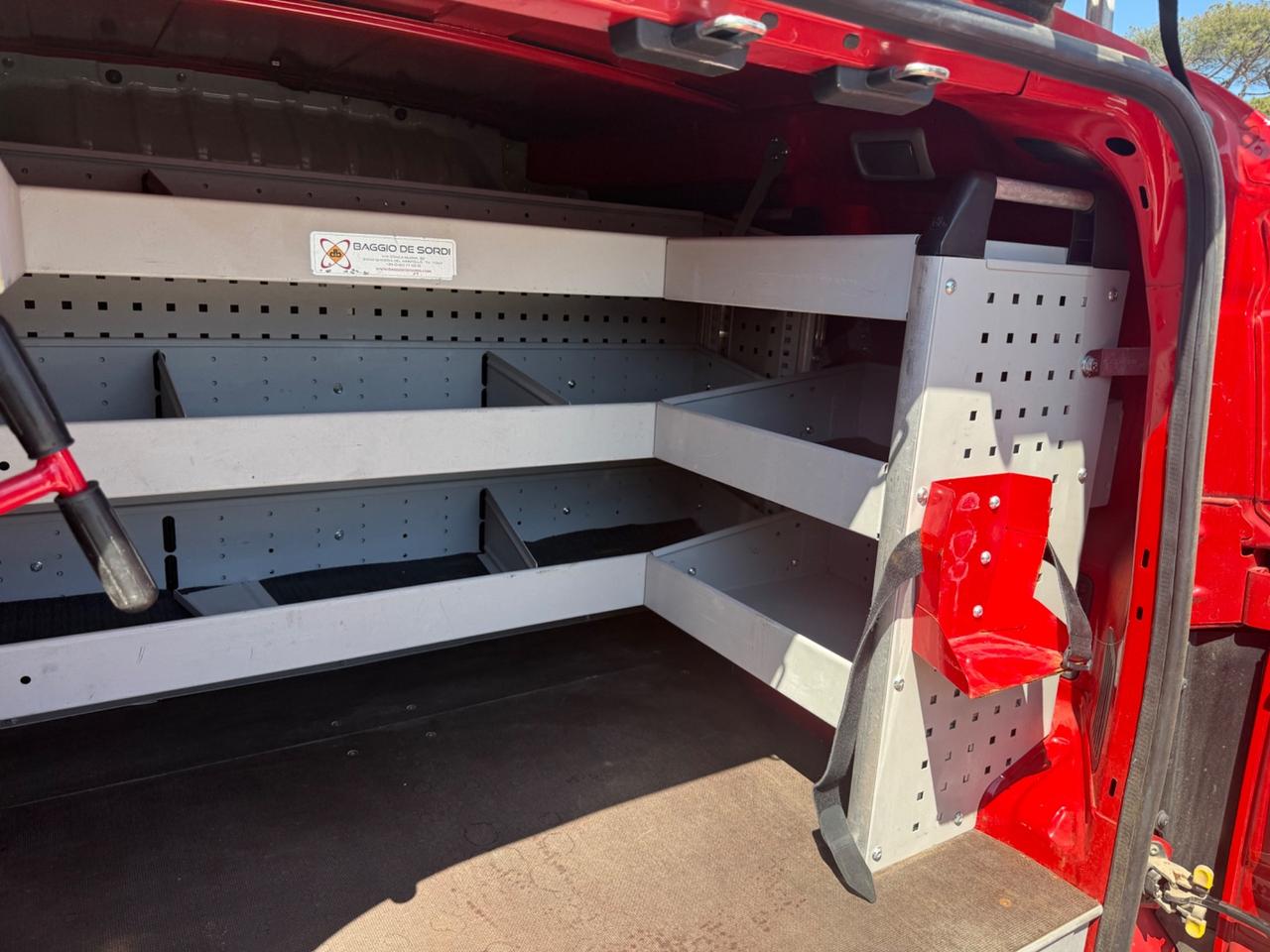 Fiat Fiorino 1.3 MJT 95CV Cargo Adventure Autocarro 2 Posti