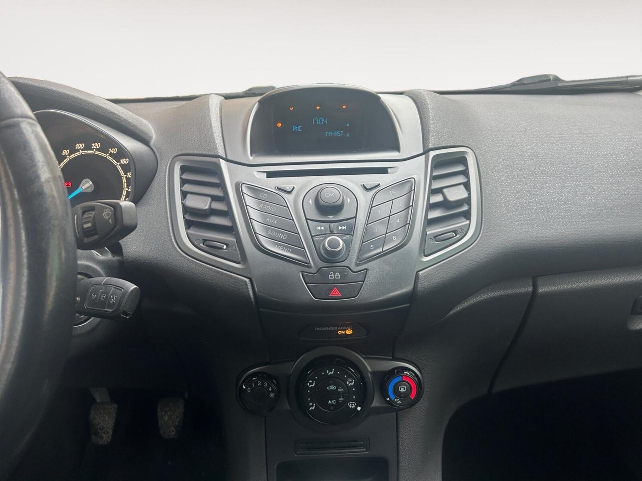 Ford Fiesta 1.5 TDCi 75CV 3 porte utilitaria neopatentati