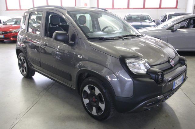 FIAT Panda City Cross 1.0 FireFly 70CV S&S Hybrid