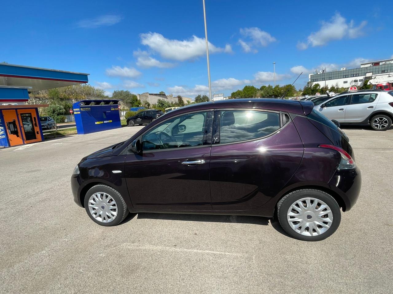 Lancia Ypsilon 1.3 MJT 75 CV Platinum