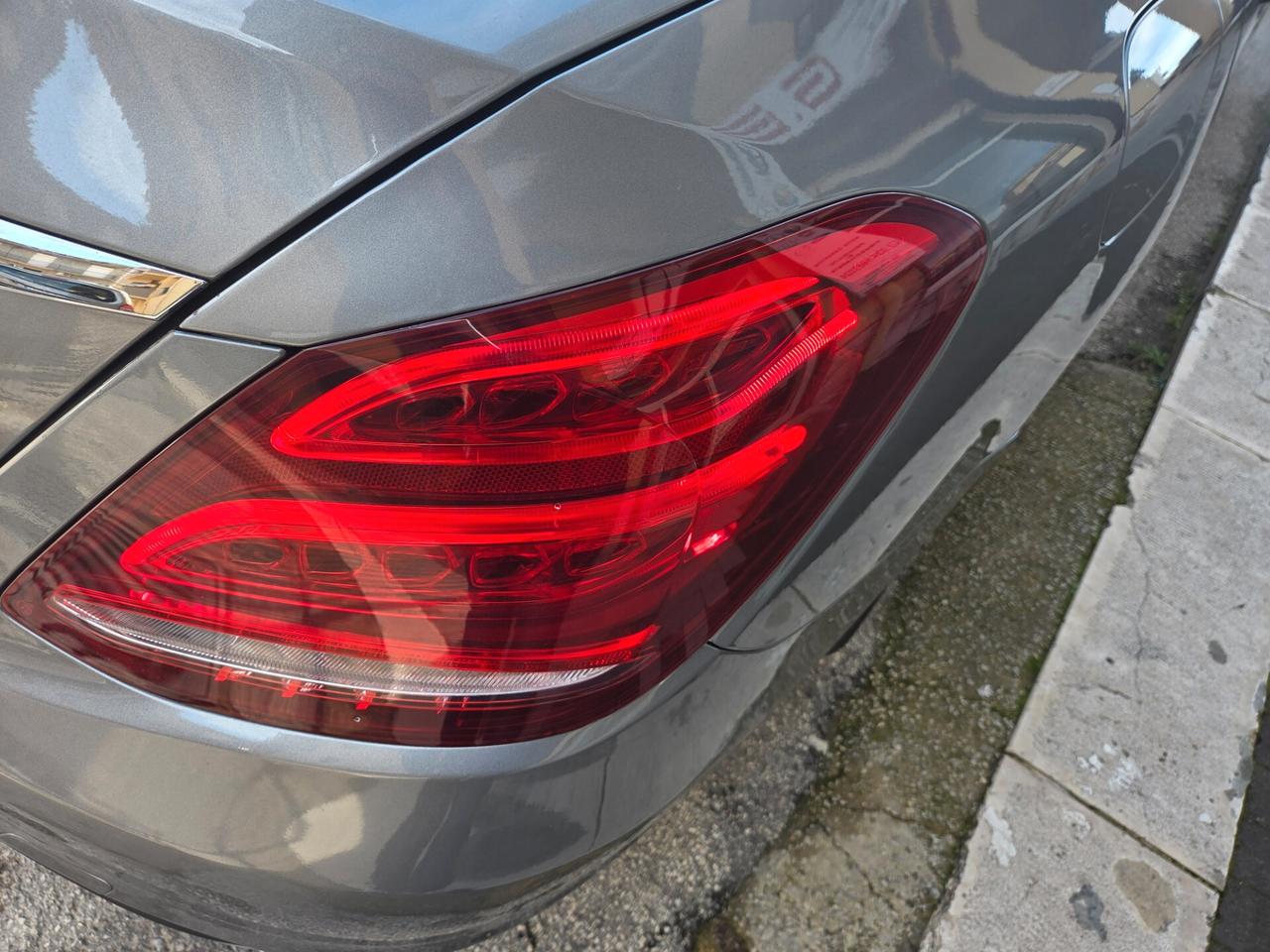 MERCEDES C220 2.2 170 CV LED FULL OPT KM CERTIF