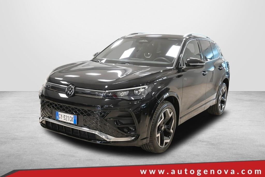 VOLKSWAGEN TIGUAN NEW 2.0 TDI 150CV DSG SCR R LINE ( FARI IQ LIGHT - ADAPTIVE CRUISE - AMBIENT LIGHT - DIGITAL COCKPIT - APP CONNECT - PARK ASSIST - TELECAMERA POST. - CERCHI 19 )