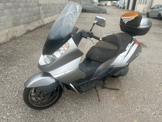 Aprilia Atlantic 300 MOTOCICLO