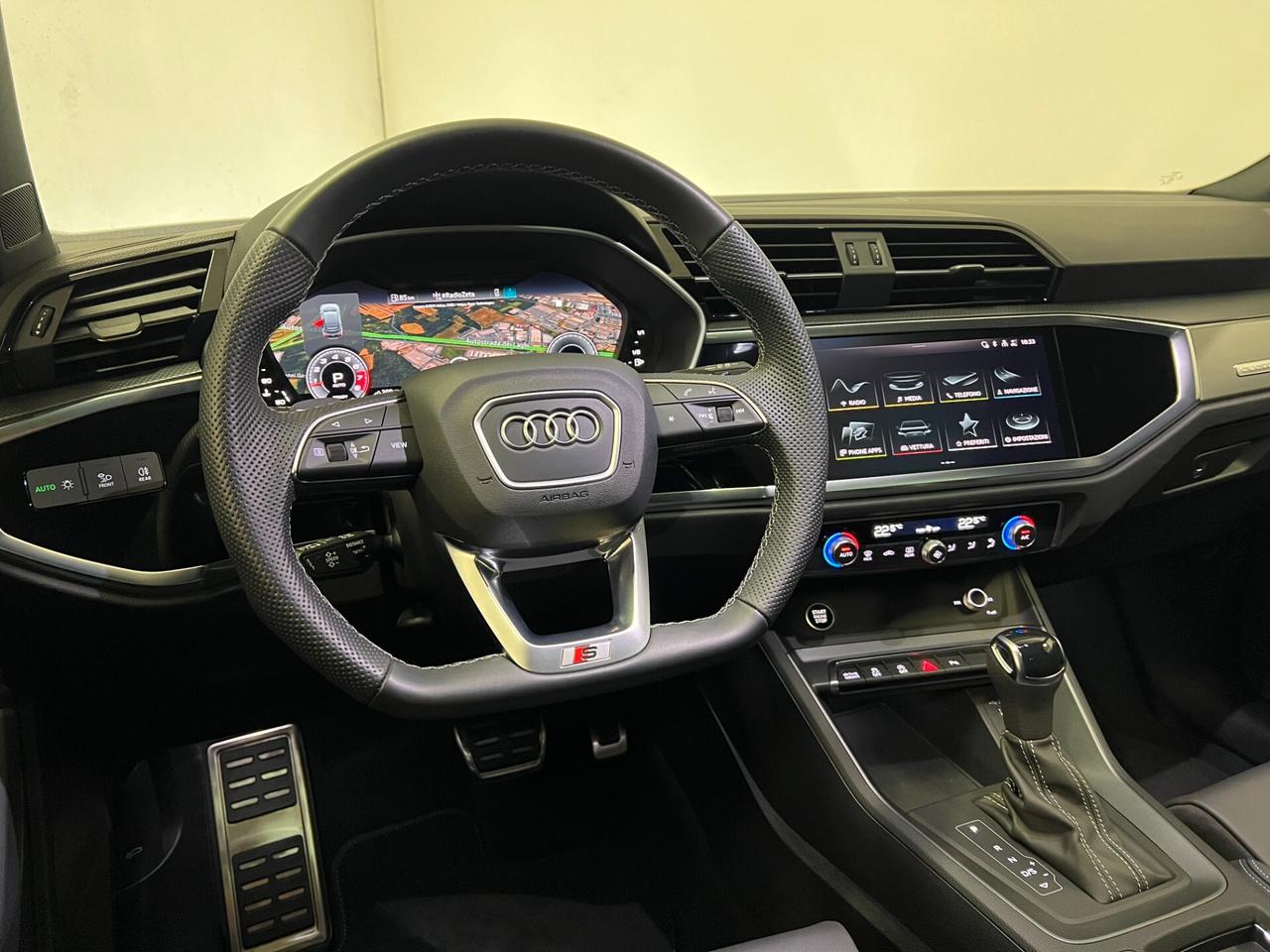 Audi Q3 Spb 45 Tfsi 245 Cv Quattro Identity Black Tetto