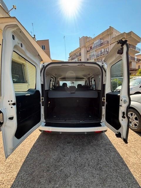 Fiat Doblò 1.6 MJT 5 Posti