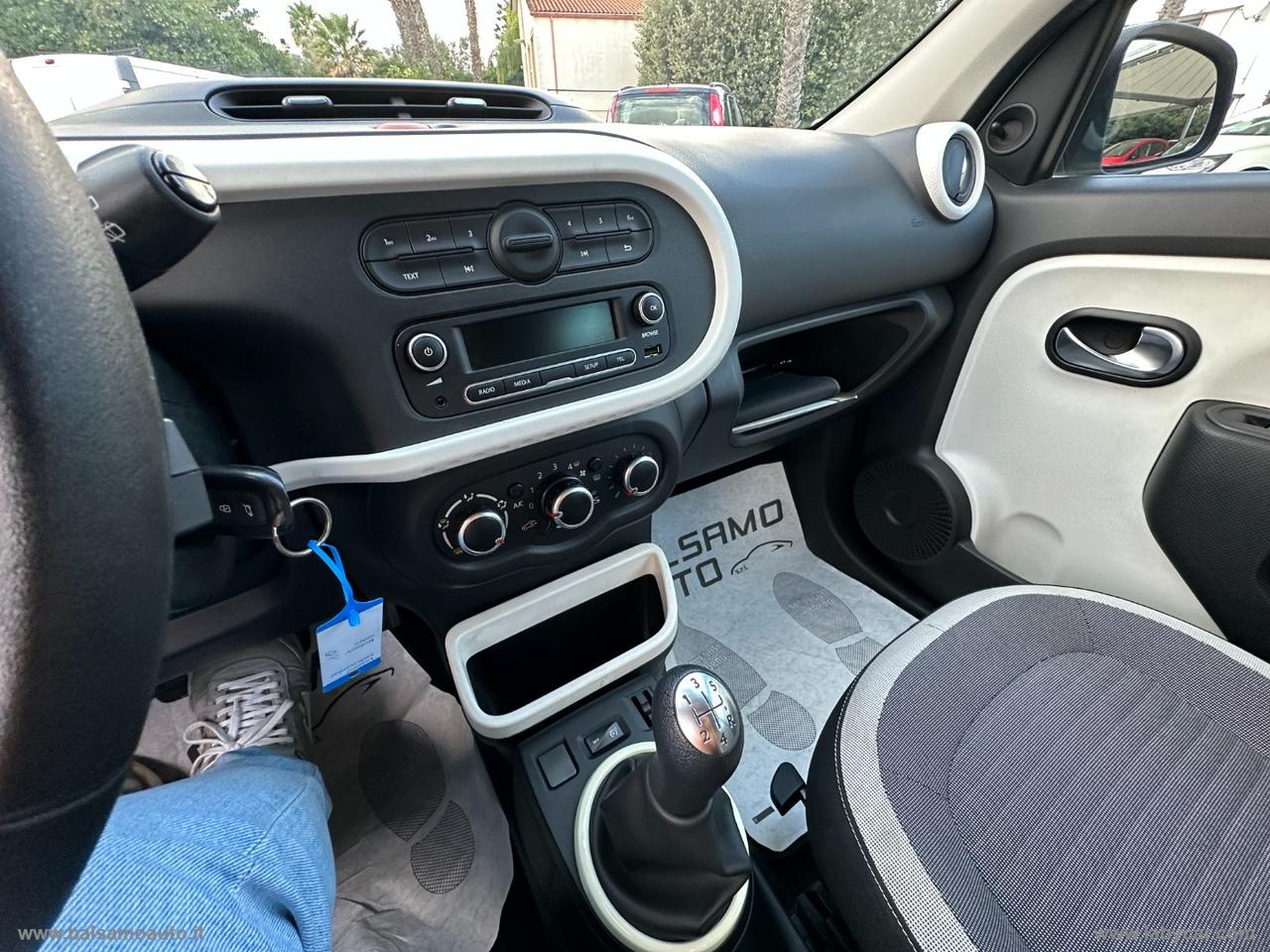 RENAULT Twingo SCe Life IVA INCLUSA