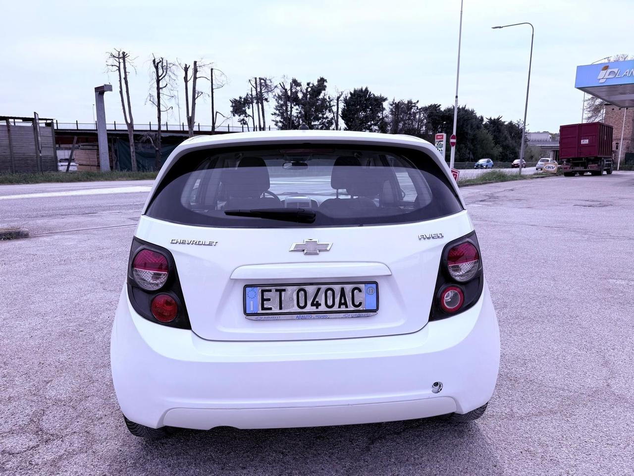 Chevrolet Aveo 1.2 86CV 5 porte Ok neopatentati