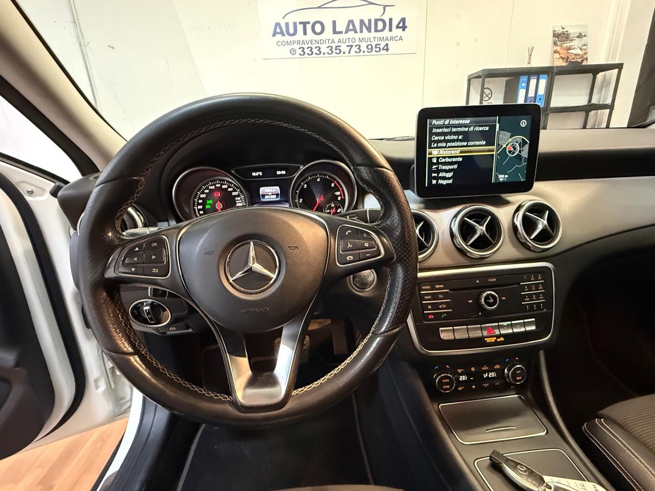 Mercedes-benz GLA 200 d Automatic Premium