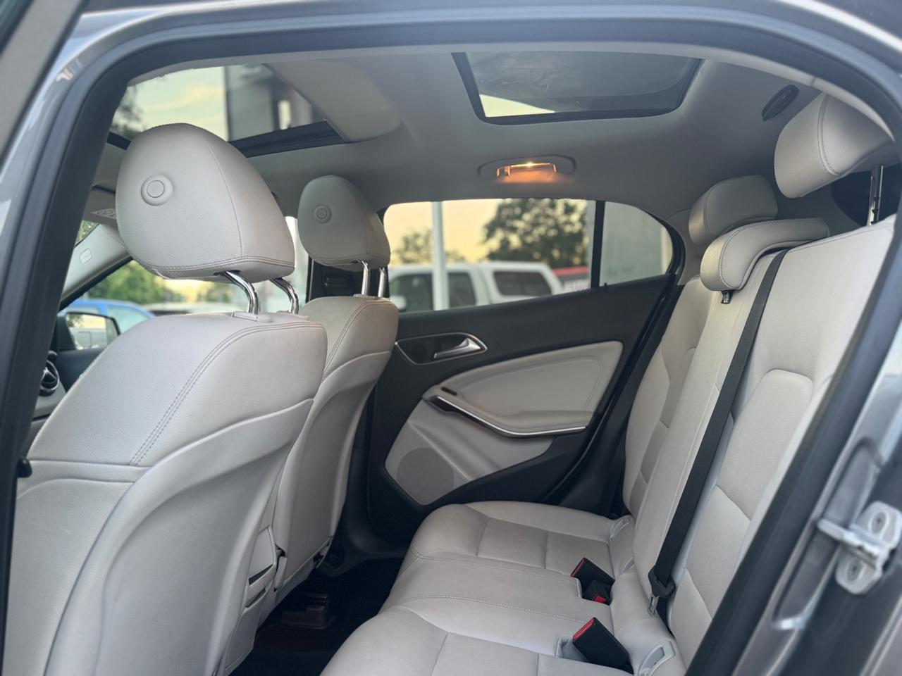 GLA 180 CAMBIO AUTOMATICO TETTO GARANZIA