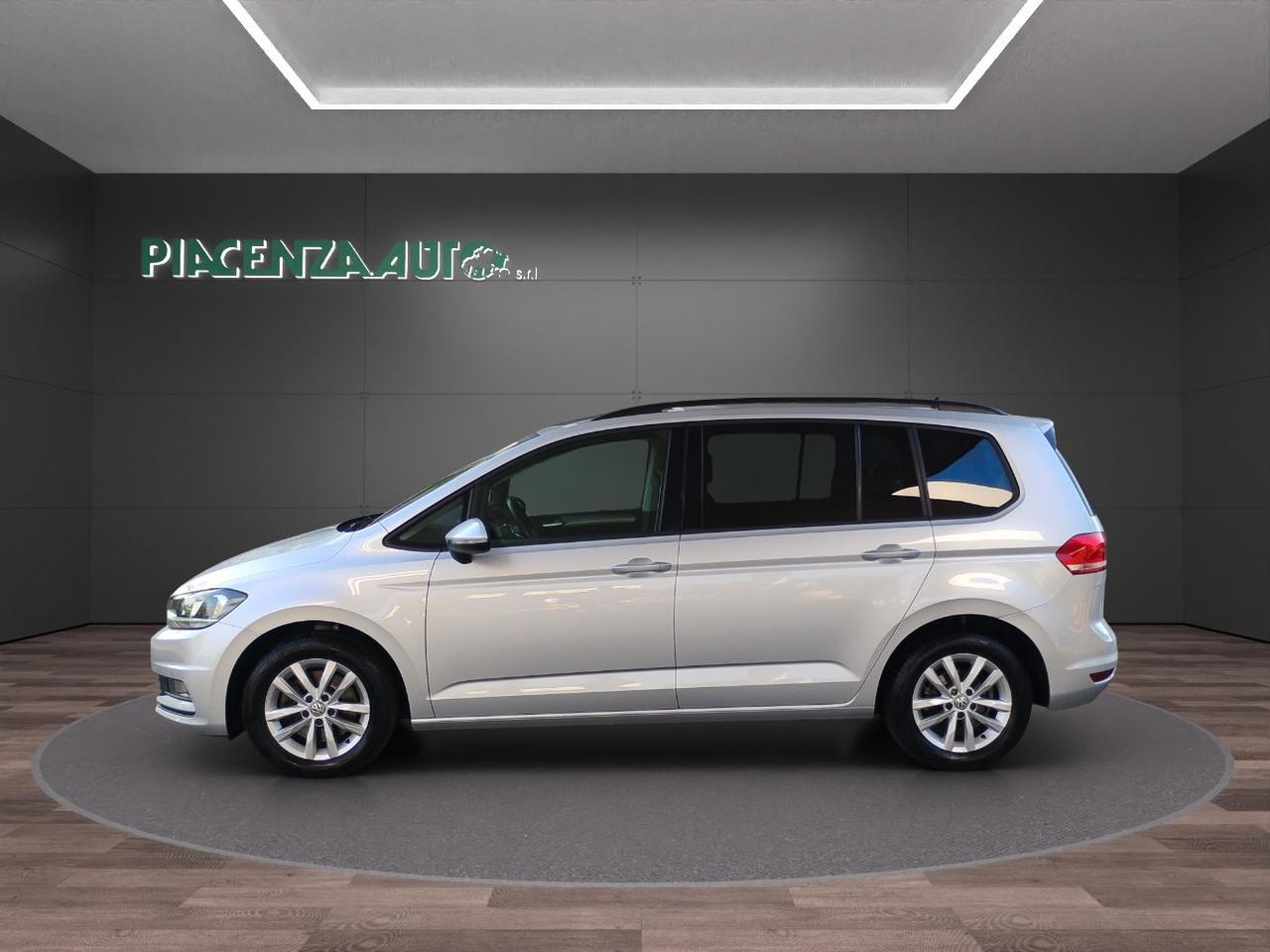 Volkswagen Touran 1.6 tdi Highline 115cv.NAVI.UNICO PROPRIETARIO