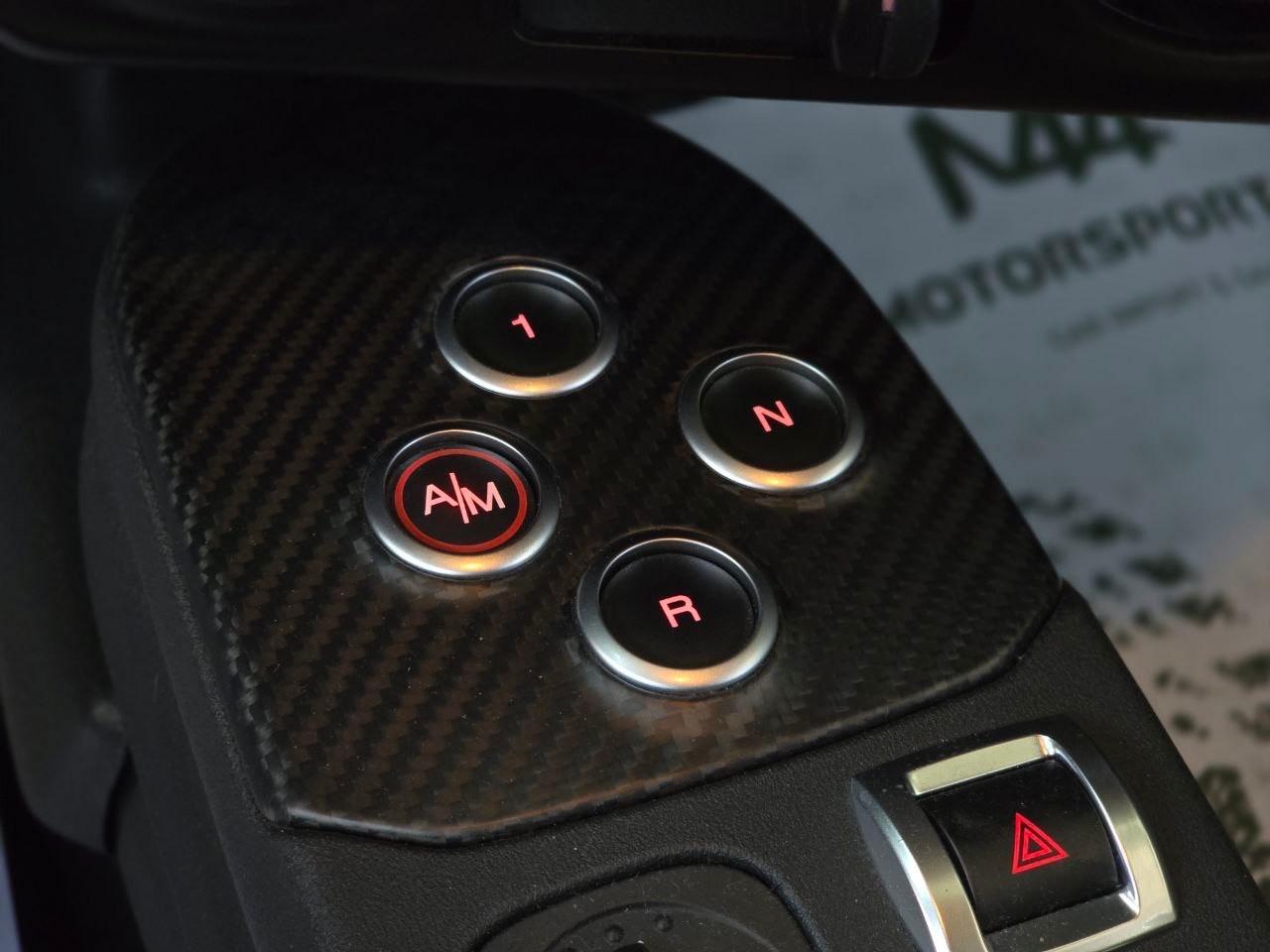 Alfa Romeo 4C Launch Edition (72/500) 3.600km
